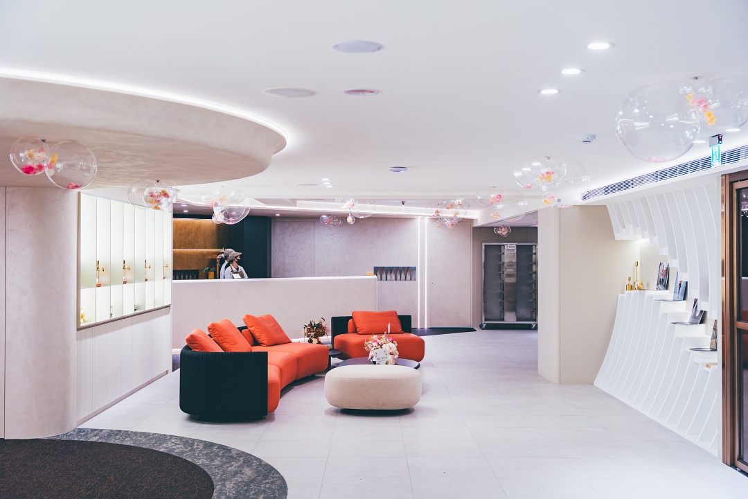 CEO 咖啡館 台北 沙發區